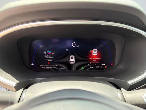 Used 2026 Acura MDX FWD w/ Technology Package image 11