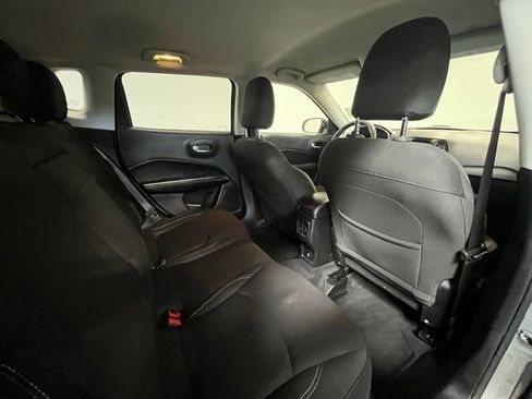 Used 2018 Jeep Compass Sport AWD/4WD image 12