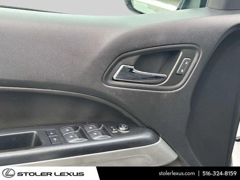 Used 2020 Chevrolet Colorado LT AWD/4WD image 17