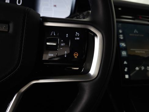 Used 2024 Land Rover Range Rover Sport SE image 20