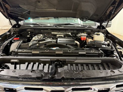Used 2024 GMC Sierra 3500 Denali Ultimate AWD/4WD image 29