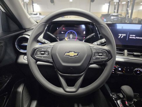 New 2026 Chevrolet Trax LT image 29