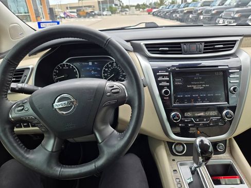 Used 2021 Nissan Murano SL w/ SL Moonroof Package AWD/4WD image 10