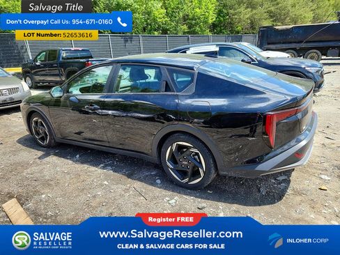 Used 2025 Kia K4 EX FWD image 3