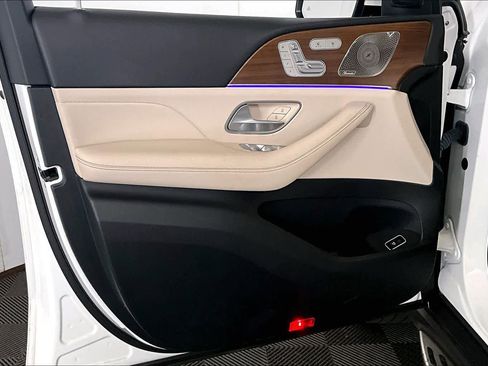 Used 2022 Mercedes-Benz GLE 350 4MATIC image 21