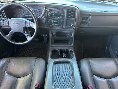 Used 2003 GMC Sierra 2500 SLT w/ SLT Preferred Equipment Group AWD/4WD image 13
