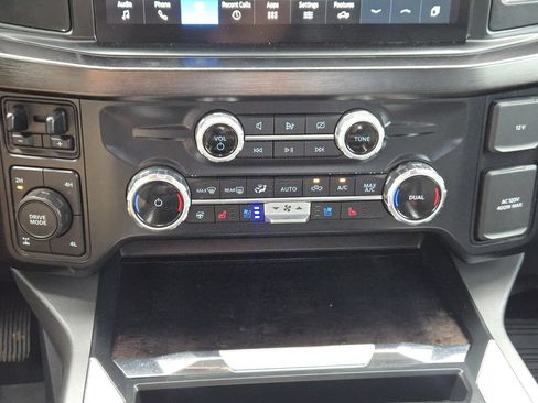 Used 2023 Ford F250 Lariat w/ FX4 Off-Road Package AWD/4WD image 20