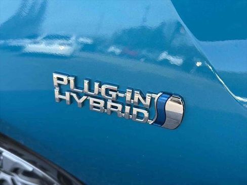 Used 2022 Toyota Prius Prime LE image 7