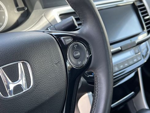 Used 2016 Honda Accord EX-L image 29