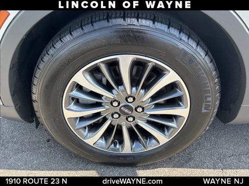Certified 2023 Lincoln Nautilus AWD w/ Premium Package image 26