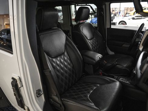 Used 2017 Jeep Wrangler Unlimited Sport w/ Quick Order Package 24S image 21