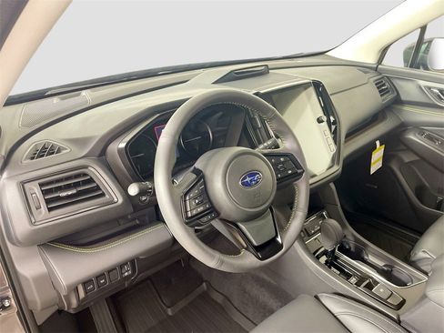 New 2025 Subaru Ascent Bronze Edition w/ Popular Package #2 image 9