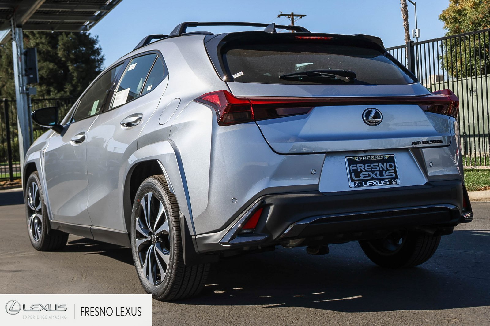 New 2026 Lexus UX 300h AWD w/ Cold Area Package image 4