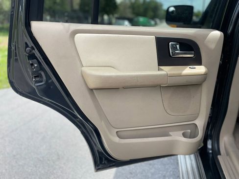 Used 2005 Ford Expedition Eddie Bauer RWD image 28