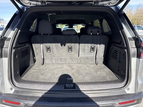 Certified 2025 GMC Acadia Elevation image 35