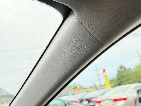 Used 2021 Toyota Camry SE image 60