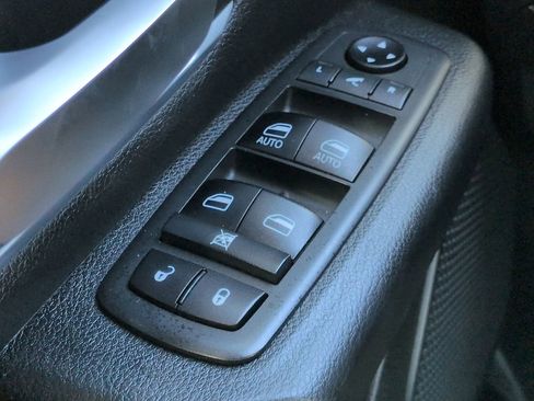 Used 2019 RAM 1500 Big Horn AWD/4WD image 23