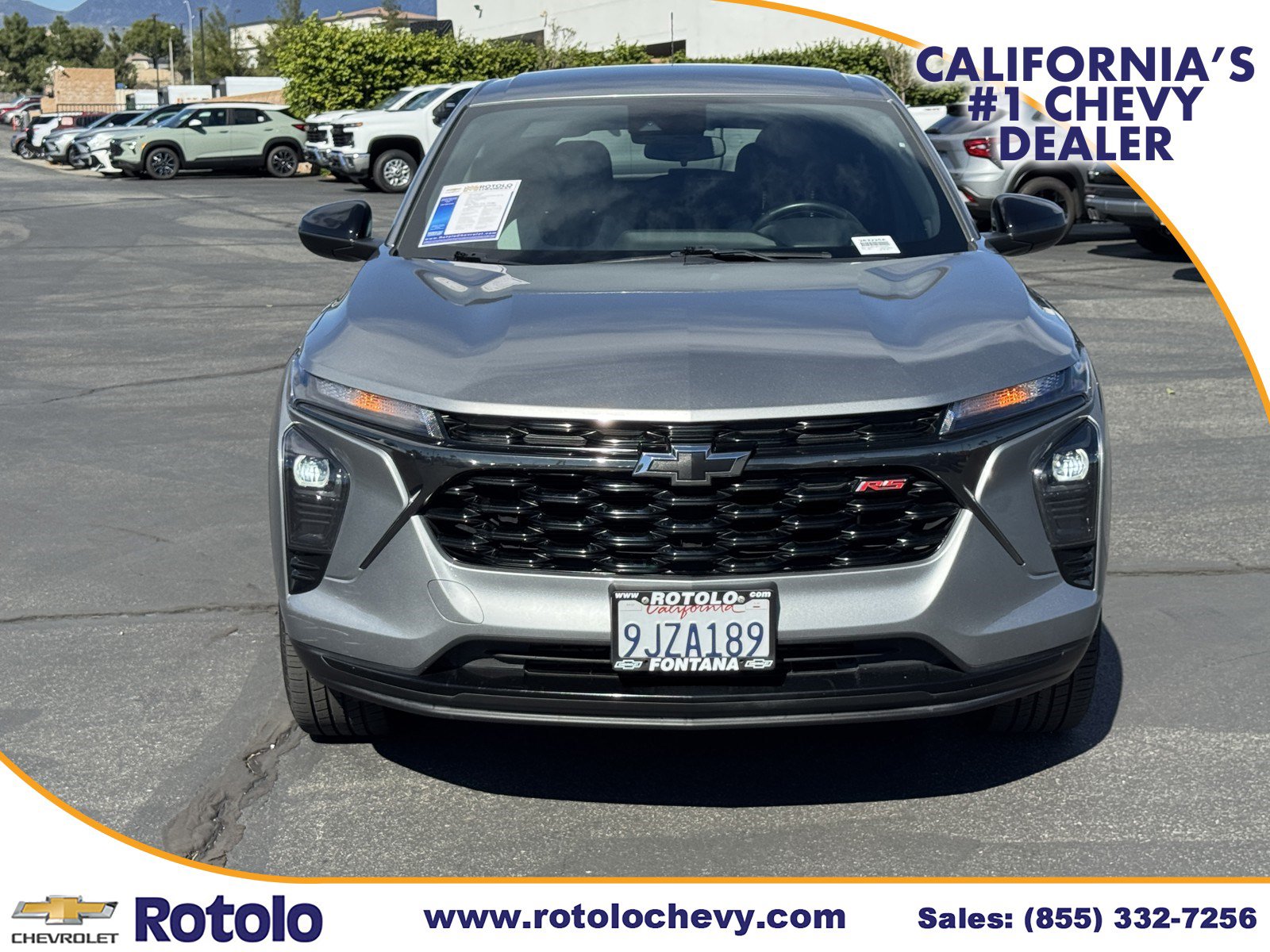 Used 2024 Chevrolet Trax RS w/ Driver Confidence Package FWD image 2