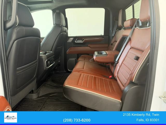 Used 2024 GMC Sierra 3500 Denali Ultimate AWD/4WD image 26