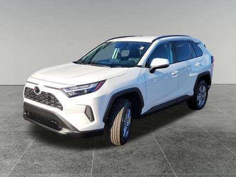 Certified 2025 Toyota RAV4 XLE image 3