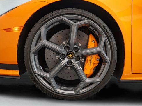 Used 2023 Lamborghini Huracan Tecnica RWD image 35