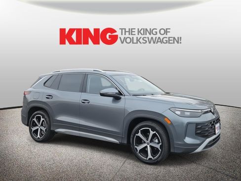 New 2026 Volkswagen Tiguan SE image 1