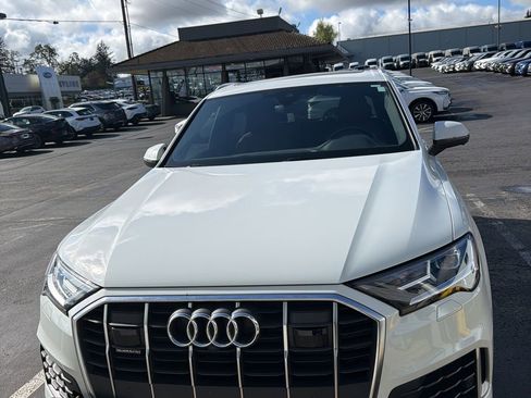 Used 2023 Audi Q7 3.0T Premium Plus image 2
