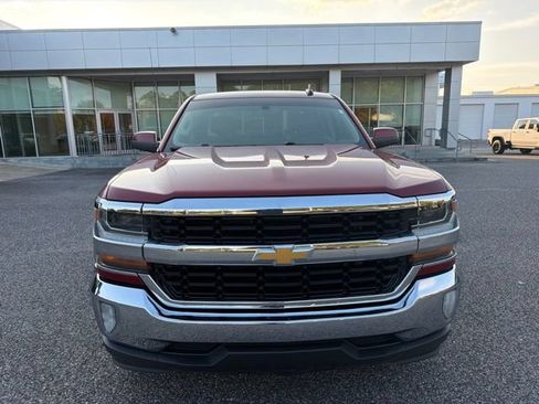 Used 2018 Chevrolet Silverado 1500 LT w/ All Star Edition RWD image 2
