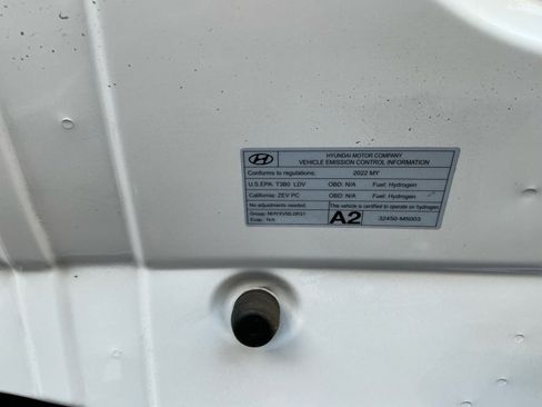 Used 2022 Hyundai Nexo Blue image 25