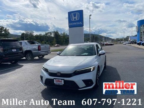 Used 2023 Honda Civic Touring image 1