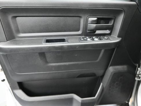 Used 2017 RAM 3500 Tradesman w/ Popular Equipment Group image 19