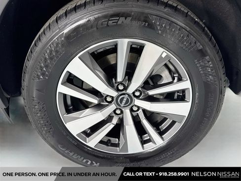 Certified 2026 Nissan Pathfinder SL FWD image 31