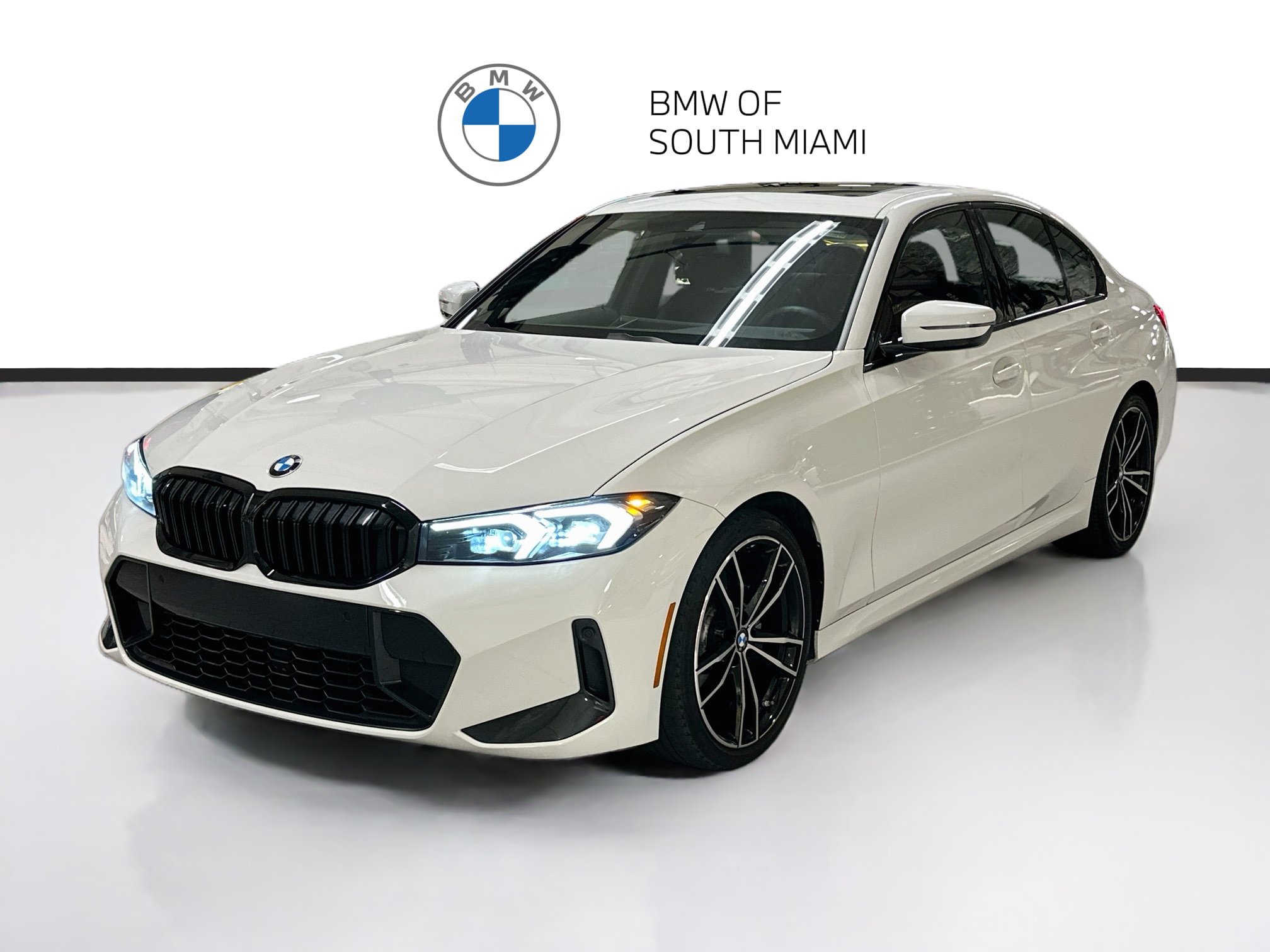 Certified 2024 BMW 330i Sedan w/ M Sport Package RWD image 3