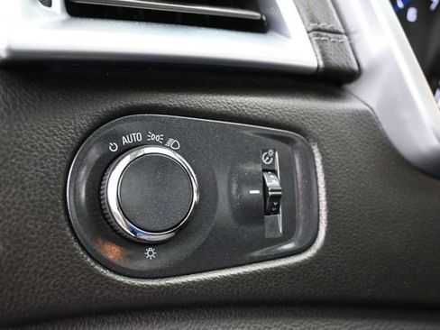 Used 2016 Cadillac SRX Luxury w/ Driver Awareness Package AWD/4WD image 23
