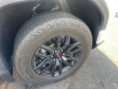 Certified 2024 GMC Sierra 1500 Elevation w/ Elevation Premium Package image 25