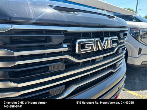 New 2026 GMC Sierra 1500 AT4 w/ LPO, Black Badging Package AWD/4WD image 4
