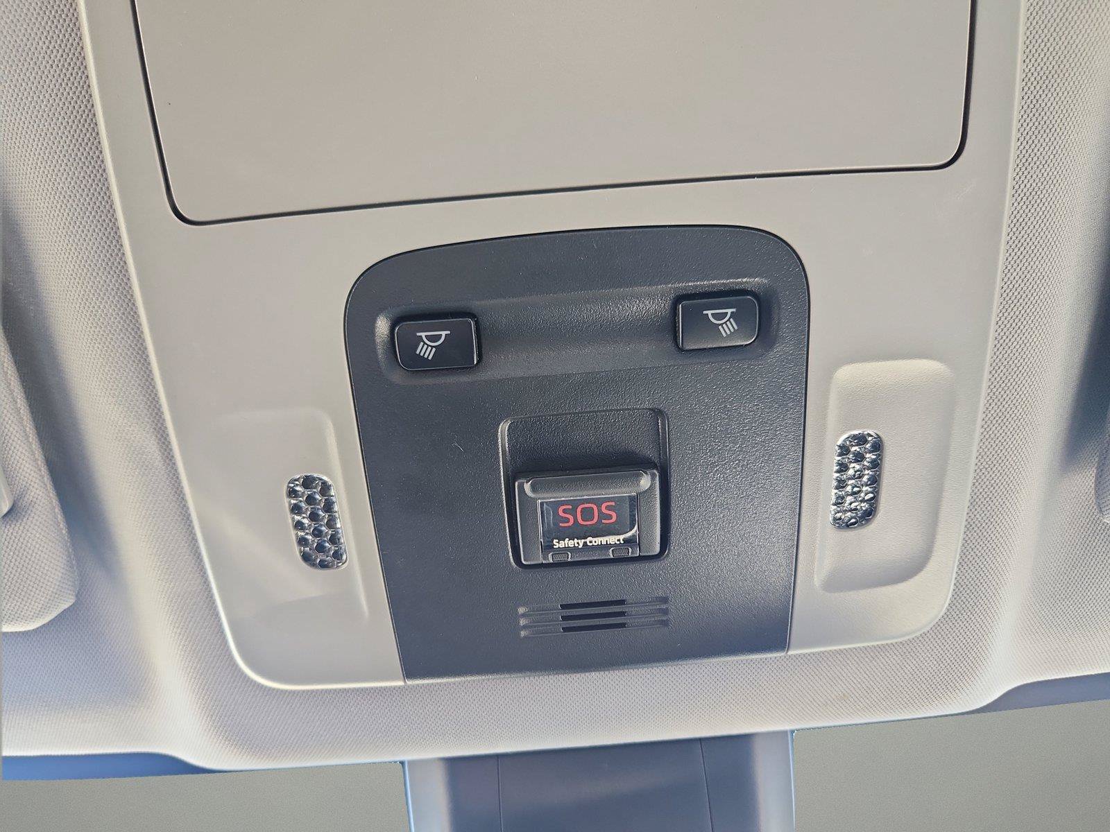 Used 2019 Toyota Camry SE FWD image 38