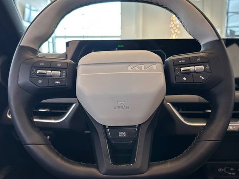 New 2026 Kia K4 GT-Line image 19