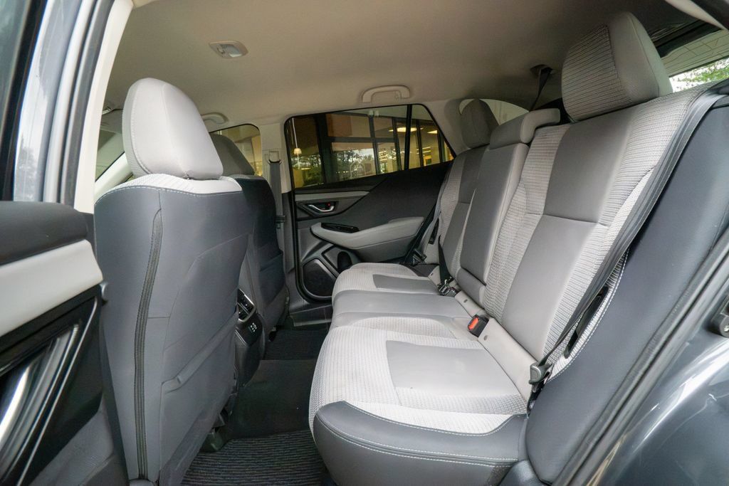 Used 2023 Subaru Outback Premium AWD/4WD image 16