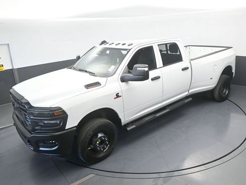 Used 2026 RAM 3500 Tradesman AWD/4WD image 44