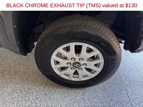 Certified 2025 Toyota Tacoma SR5 AWD/4WD image 15