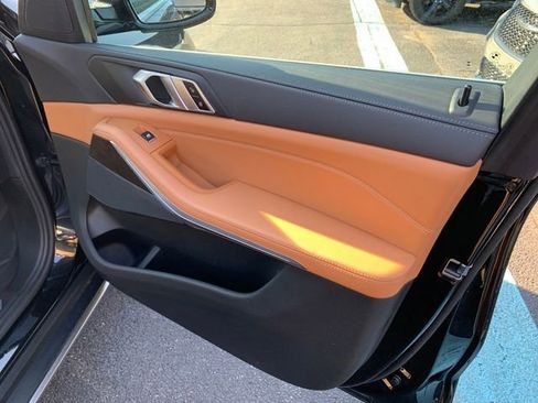 Used 2023 BMW X5 xDrive40i w/ Premium Package image 13