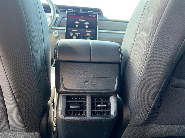 Certified 2026 GMC Terrain Elevation AWD/4WD image 29