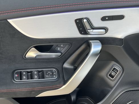 Used 2025 Mercedes-Benz CLA 35 AMG 4MATIC image 23