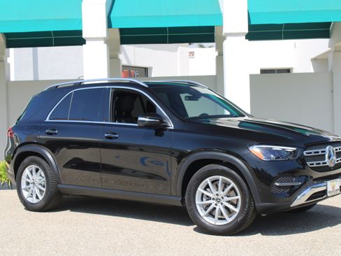 Used 2026 Mercedes-Benz GLE 350 4MATIC image 3
