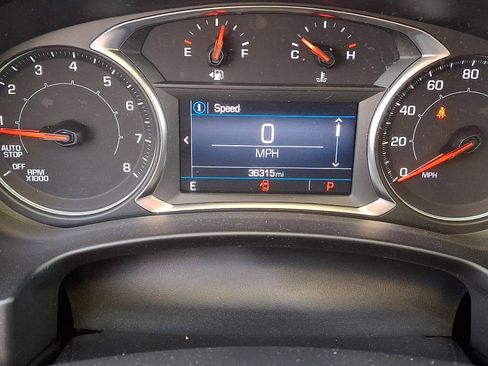 Certified 2023 GMC Terrain SLE w/ Driver Convenience Package AWD/4WD image 24