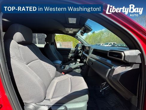 Used 2024 Toyota Tacoma SR5 AWD/4WD image 25