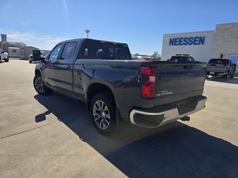 Used 2026 Chevrolet Silverado 1500 LT w/ Leather Package image 5