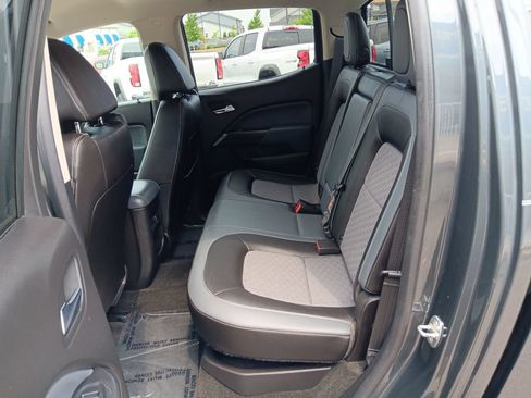 Used 2017 Chevrolet Colorado Z71 AWD/4WD image 24
