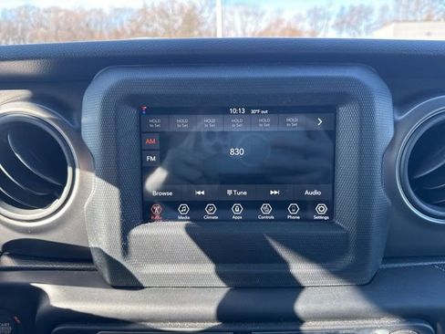 Used 2023 Jeep Wrangler Willys image 16